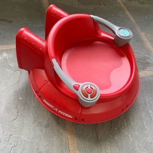 Radio Flyer Spin ‘N Saucer Ride On Toy